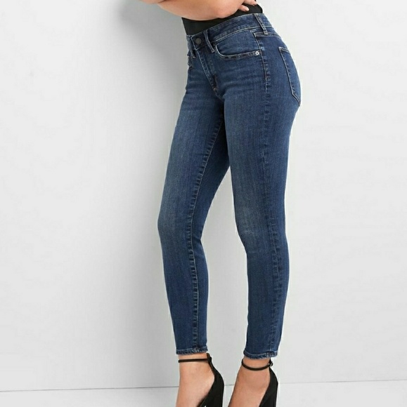 GAP Dark Denim Jeans - Picture 1 of 5